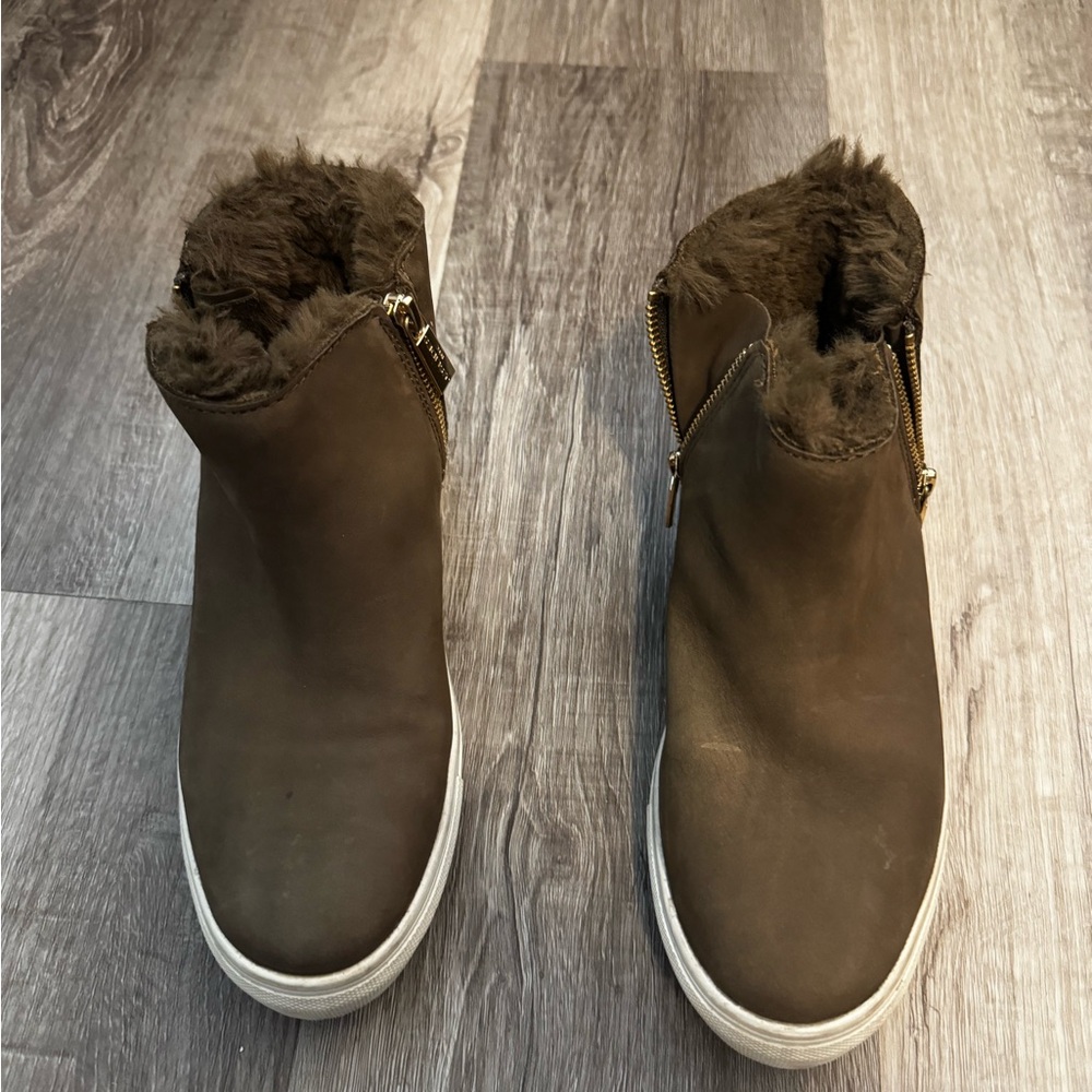 Women's Brown Fur-Lined Ankle Boots